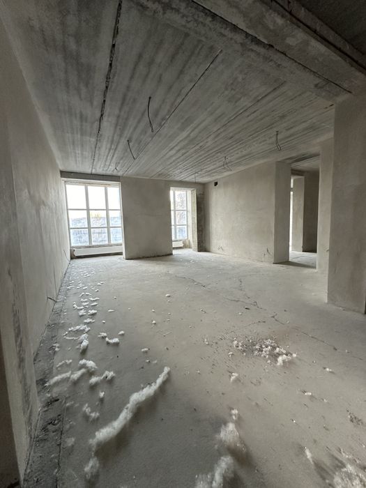 ЦЕНТР! Сдам Фасадне приміщення 155кв.м по вул.Жабінського