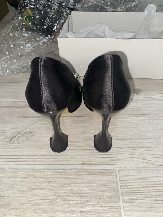 Дуже гарні туфельки