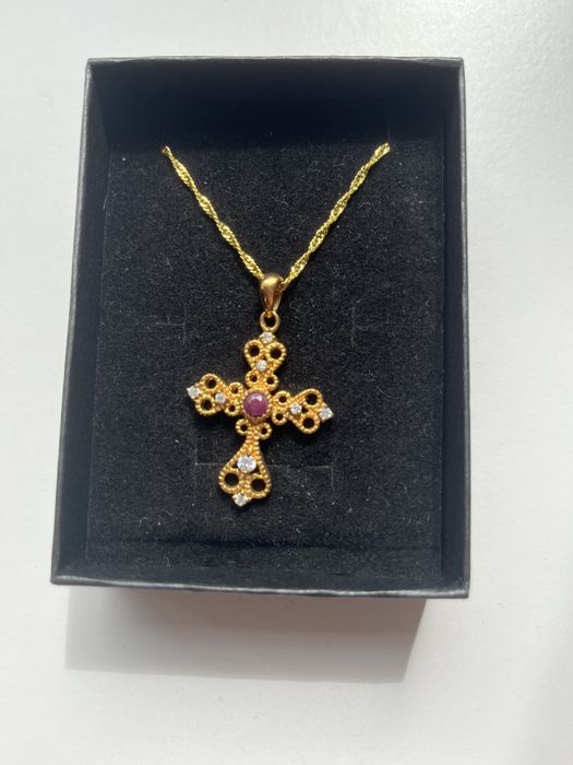 Ланцюжок з хрестиком(біжутерія)