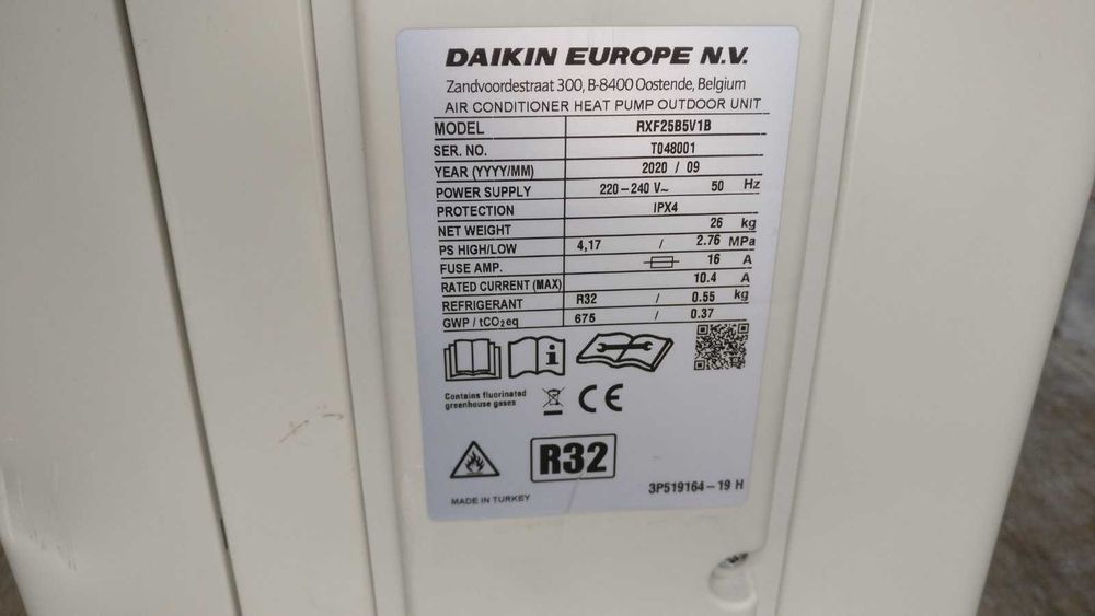 Кондиционер Daikin 9 инвертор FTXF25B5V1B тепловой насос до 30 м2