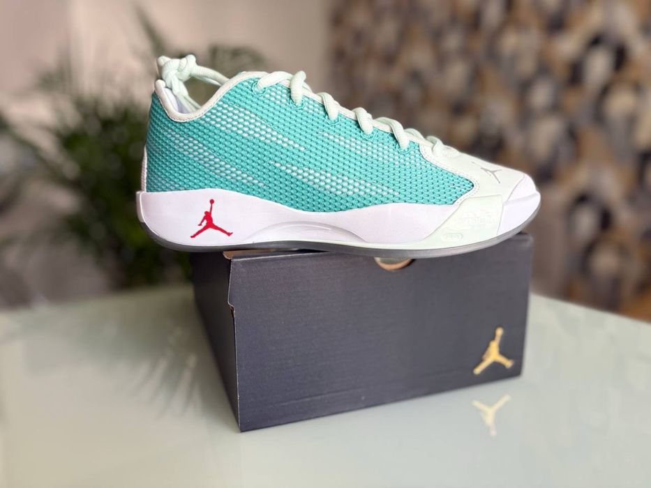 Nike Jordan/Кросівки найк