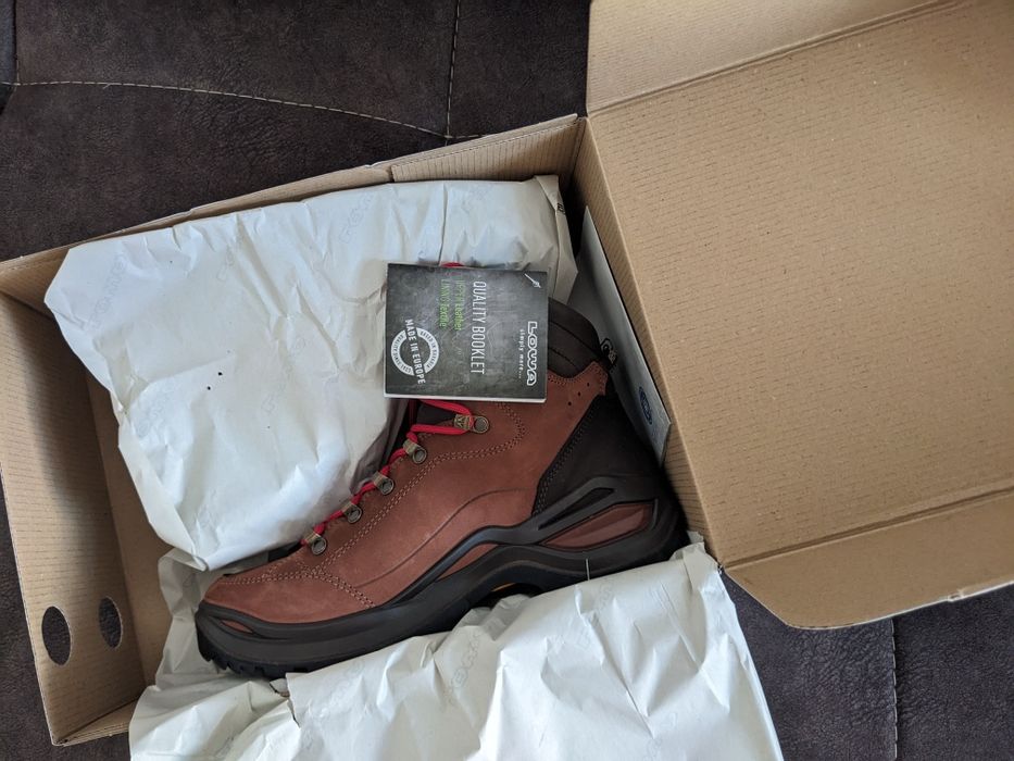 Жіночі трекінгові черевики туристичні lowa renegade 100 gtx mid