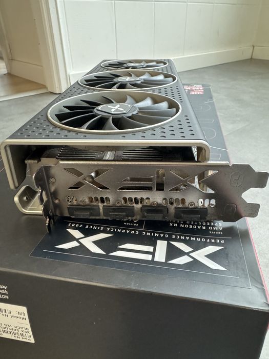 XFX radeon rx 6700xt qick 319 12GB