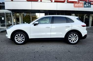 Porsche Cayenne 2017 VIN WP1ZZZ9YZJDA01800 фото оголошення 4 з 13