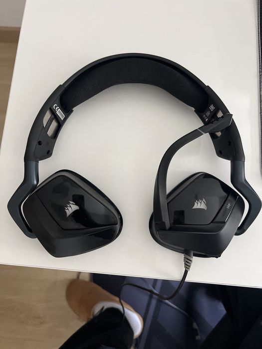 Fones corsair void RGB Elite USB