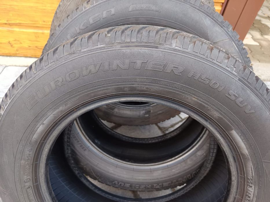 Opony zimowe falken 225 65 r17 eurowinter hs01