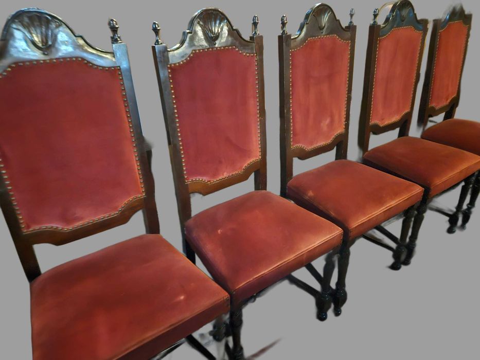 Cadeiras de sala em madeira maciça e veludo - Valor