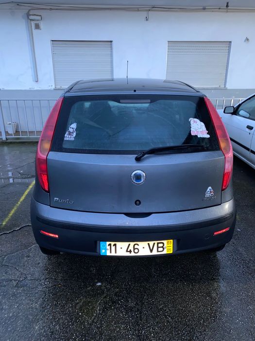 Vendo Carro Fiat Punto 2002