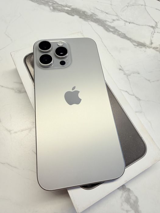 iPhone 15 Pro Max 512 GB Natural Titanium