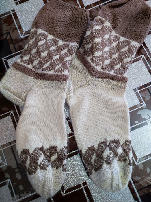 Продам в'язані шкарпетки