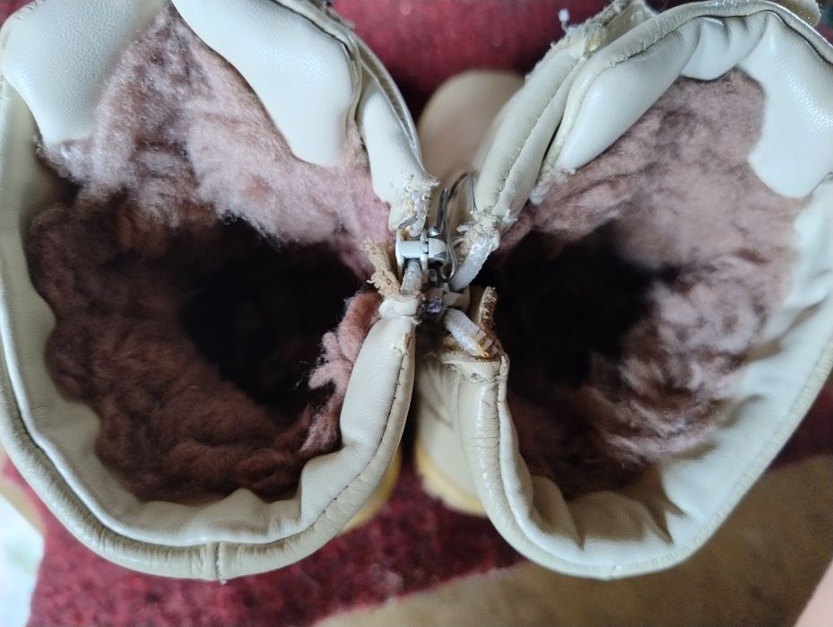 Зимові ботінки для дівчинки