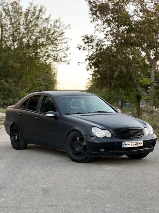 Mercedec benz w203 дизель автомат