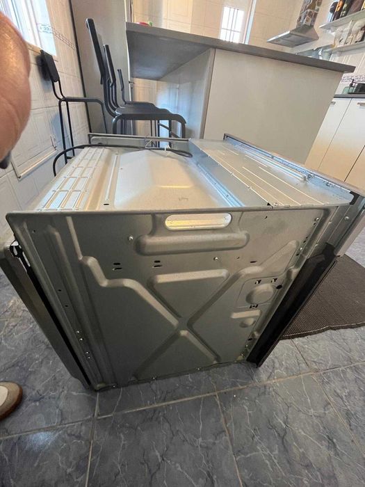 Forno Elétrico de Encastrar Zanussi