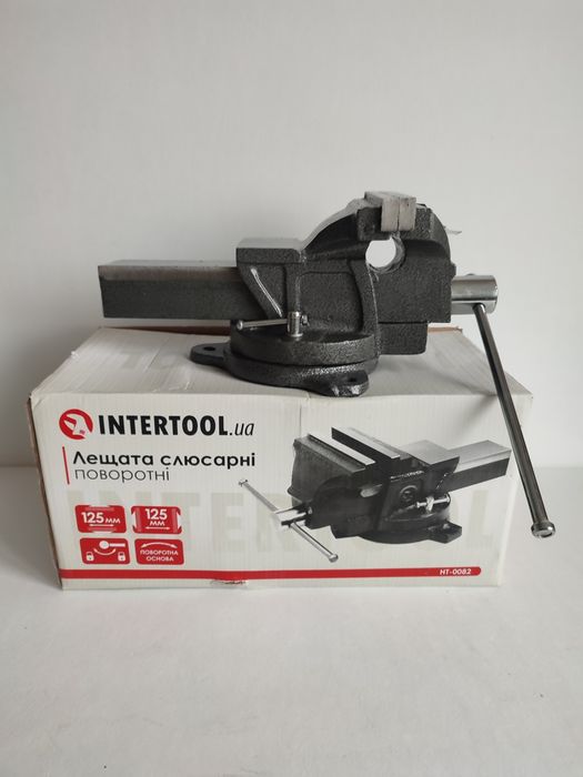 Тиски слесарные поворотные 100. 125. 150 мм  INTERTOOL HT-0081/82/83