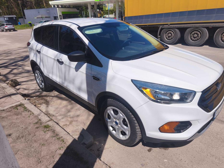 Продаж Ford Escape