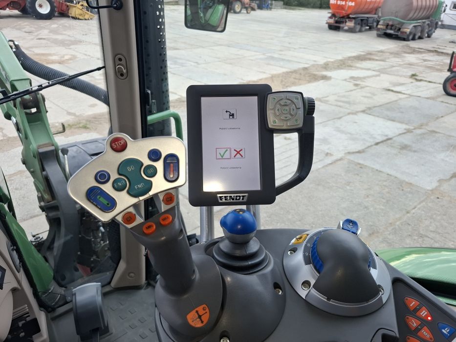 Fendt 720 vario tms z ladowaczem gps 4926 mth orginal