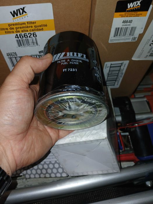 Zestaw filtrów do koparki Kobelco