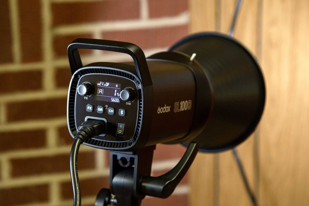 Набір постійного світла Godox SL100D + SL60IID + софтбокс + стріпбокс