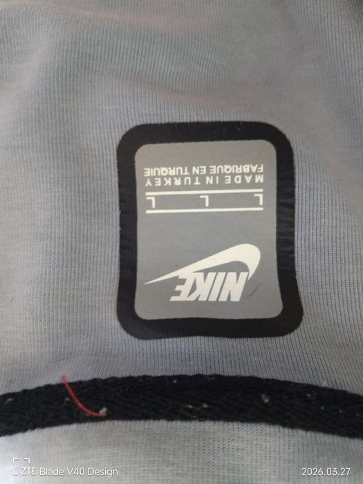 Зипка Найк теч флис