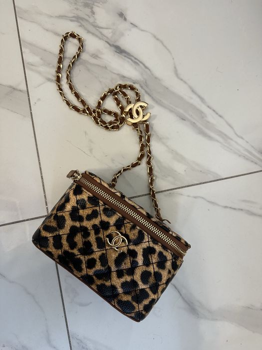 Kuferek panterka cha cc