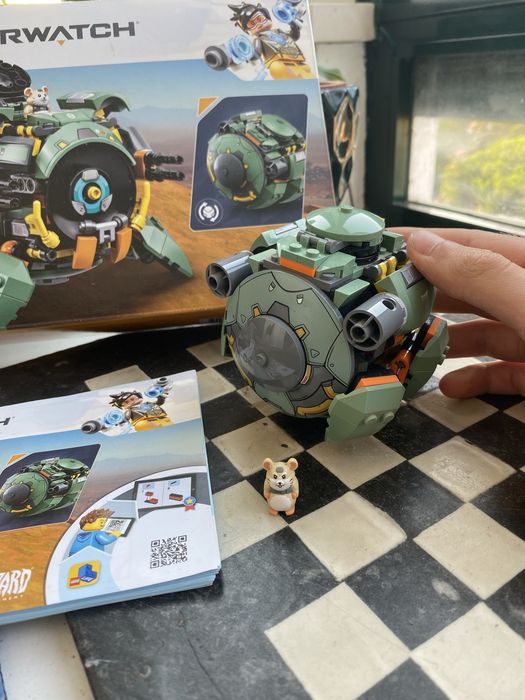 LEGO Overwatch 75976 Wrecking Ball Completo