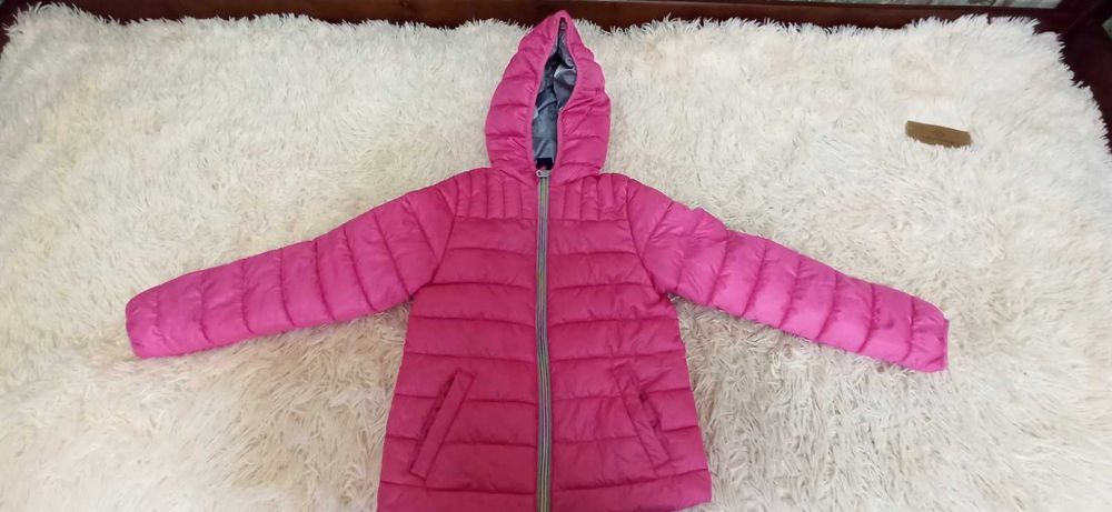 Курточка на ріст 134-140