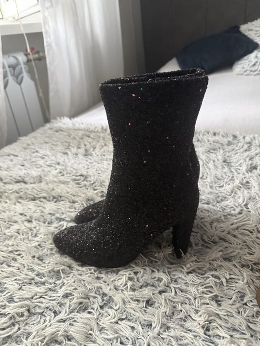 Продам обувь женскую
