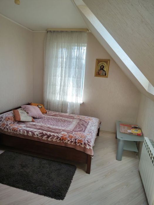 Продам2х этажный дом с ремонтом Подгородное , Золотые ключи, Юбилейный