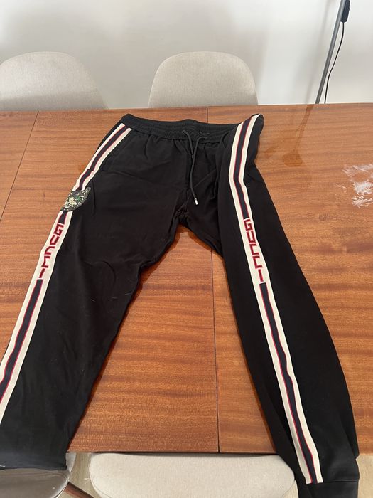 Calças Gucci tamanho 44