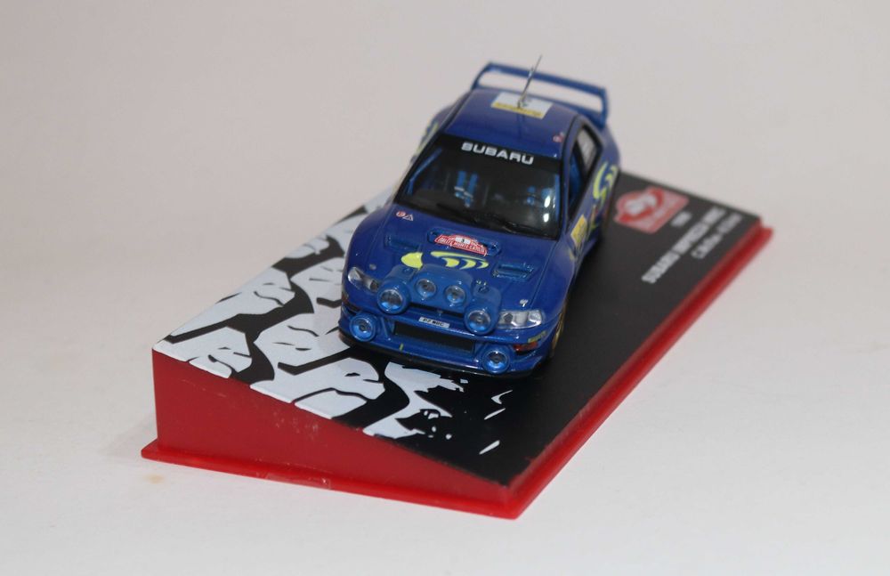 Vendo miniaturas Subaru Impreza, Mitsubishi Lancer da minha coleção Rally 1/43.  25€/un.