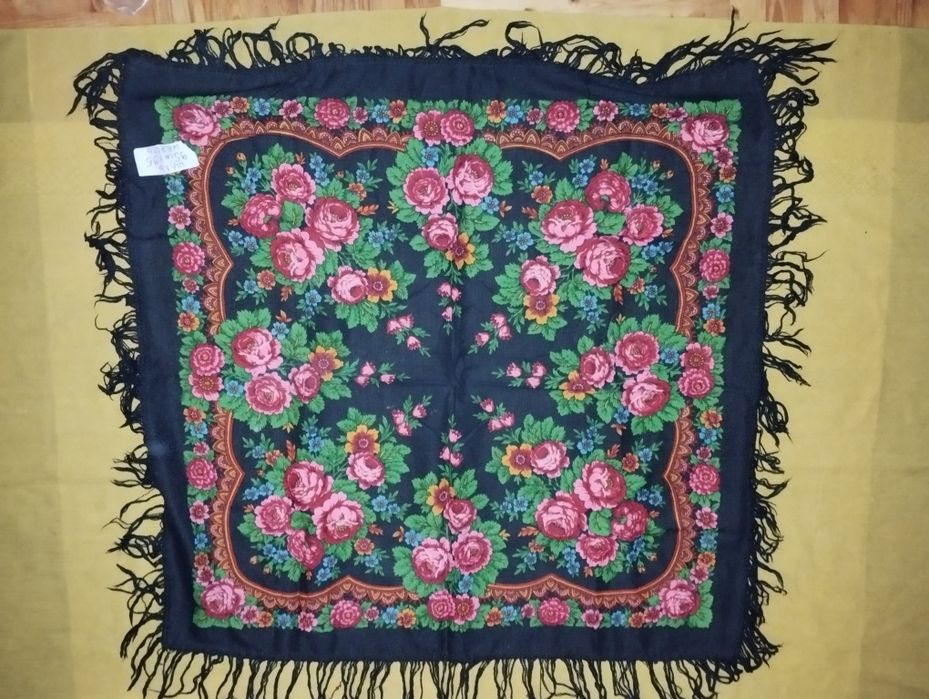 Платки шерстяные, времён СССР.