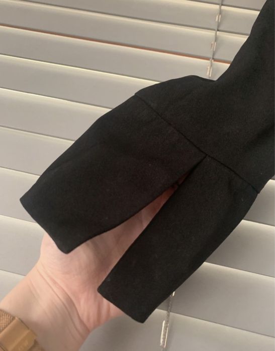 Czarny kombinezon reserved