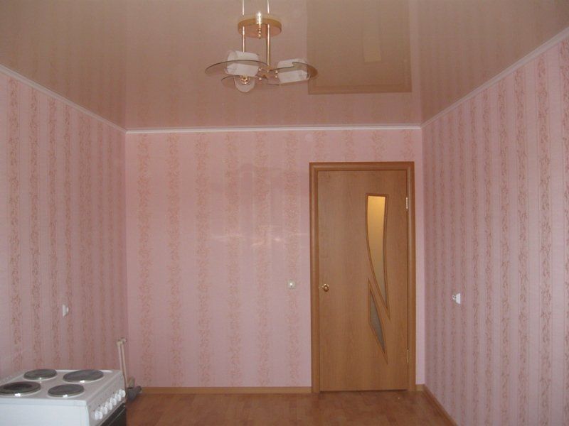 Поклейка обоев. Ремонт квартир.