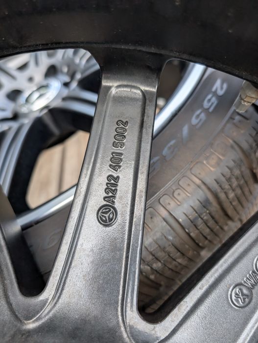 Oryginalne felgi Mercedes AMG E63 E63S 19" 5x112 9J ET37