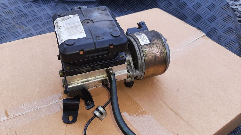 Pompa zawieszenia Citroen C5