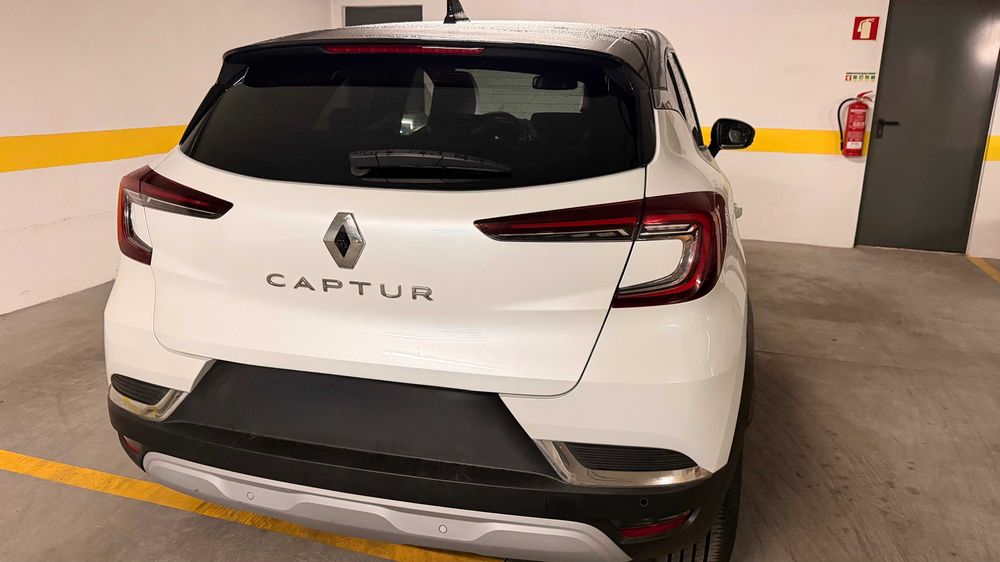 Oportunidade! Renault Captur com apenas 45.100 km