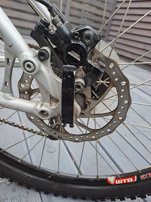 Rower górski GT Avalanche 2.0 hydraulika, Shimano SLX, Rockshox