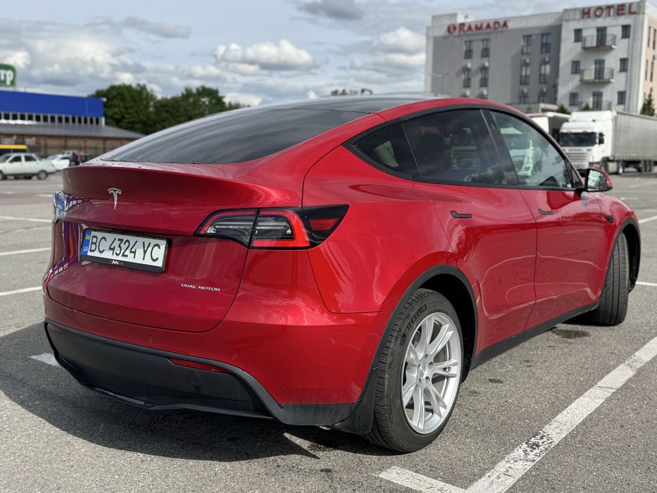 Тесла Y 2020 DUAL MOTOR