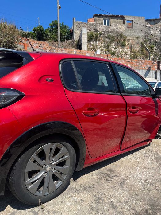 Peugeot e208 2023!!