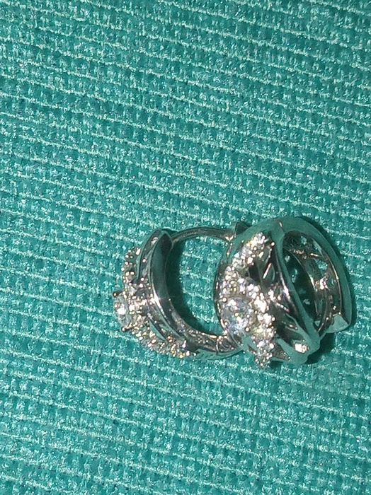 Śliczne kolczyki na różne okazje