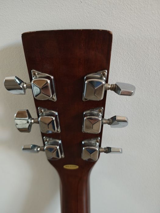 Gitara Alvarez piękna