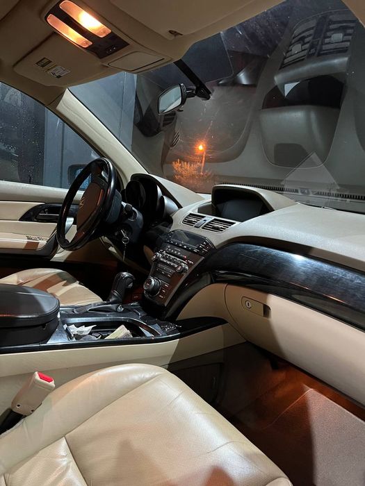 Acura mdx 2008р пригнаний америки не биток