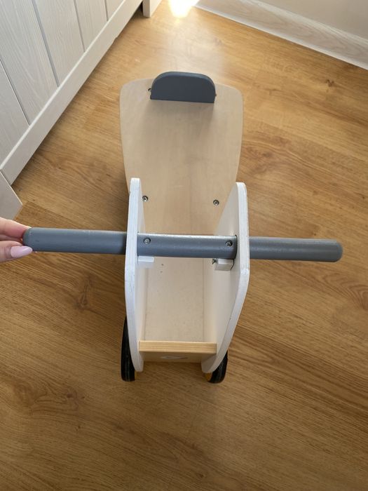 Classic world jeździk pchacz rowerek drewniany rower motor