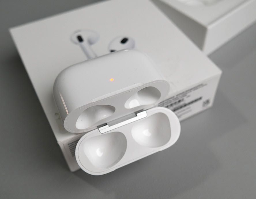 Apple Airpods 3 Oryginalne etui ładujące