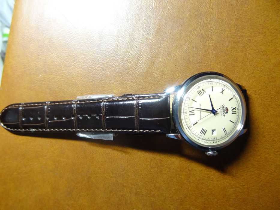 Годинник Orient Bambino AC00-C1-A
