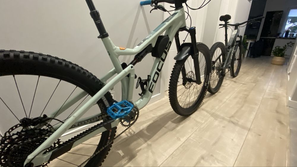 Focus jam 6.8 L Rock Shox sram, koła DT Swiss
