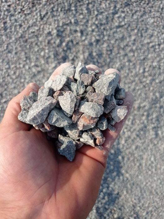 Автодоставка: відсів, щебінь, камінь бут, пісок!