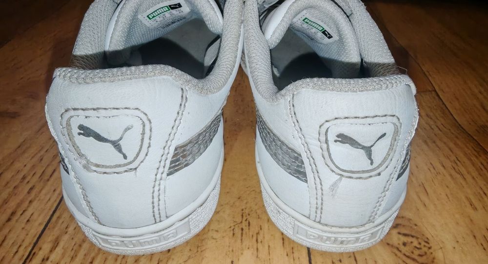 Кросівки жіночі Puma,  ЕUR 37

Продам білі жіночі кросівки в гарному стані, устілка 24см максимум