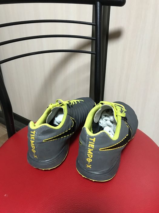 Сороконіжки nike tiempo legend-42-26,5 см