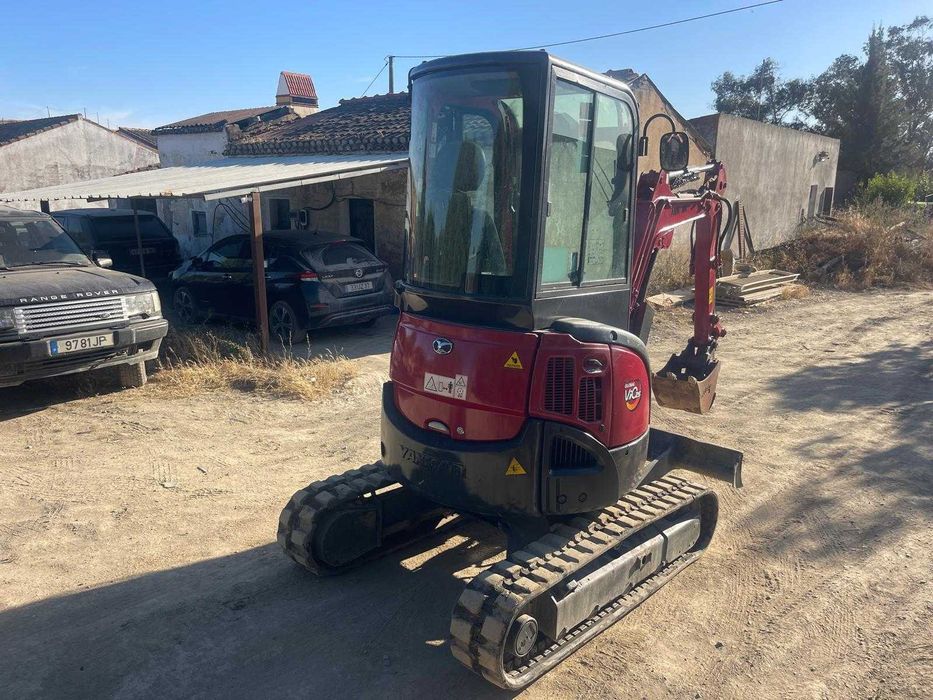 Yanmar VIO25-4 (2.7T) c/ 3 baldes engate rápido, Certificado de conformidade